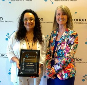 Linda Franklin, President and CEO, Colleges Ontario, presents Dr. Alla Reznik with the 2016 ORION Higher Education Leadership Award. Click to download.